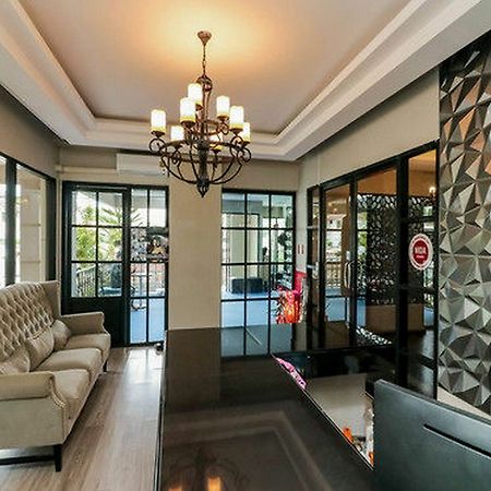 Marisa Residence Μπανγκόκ Εξωτερικό φωτογραφία